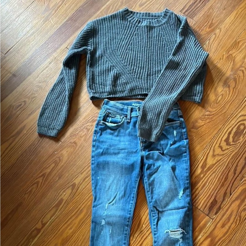 Girls (11-12) ribbed top and jeans